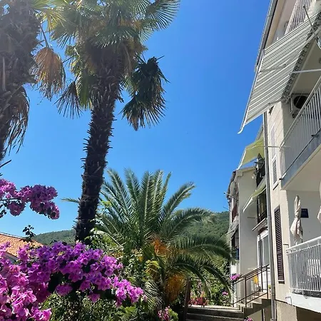 Lägenhet Mypalmassuite With Free Parking In